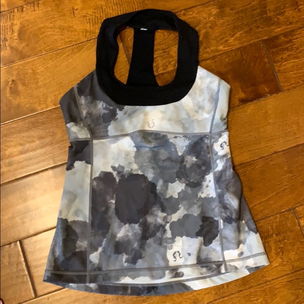 Lulu Lemon tank!